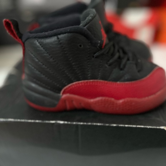 Jordan 12 Retro Flu Game (TD) - Picture 5 of 5
